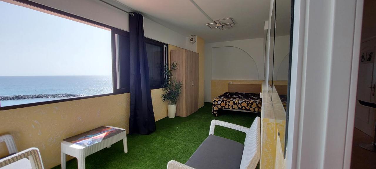 First Line Of The Ocean, 3 Bedrooms & Free Wifi Playa de las Americas  Bagian luar foto