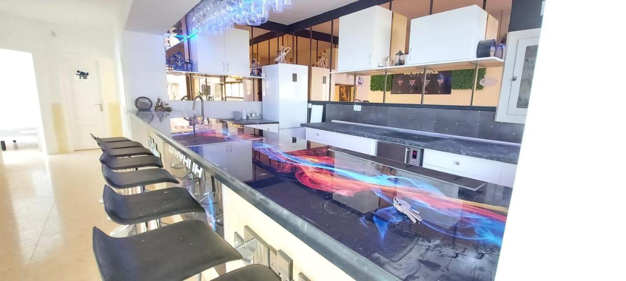 First Line Of The Ocean, 3 Bedrooms & Free Wifi Playa de las Americas  Bagian luar foto