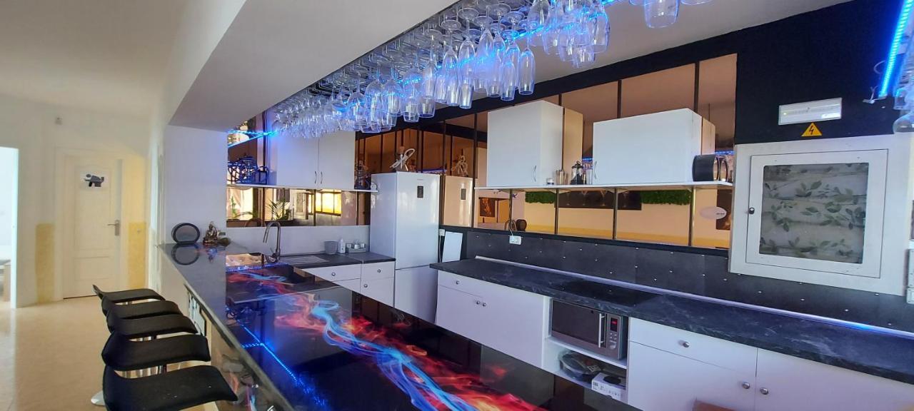 First Line Of The Ocean, 3 Bedrooms & Free Wifi Playa de las Americas  Bagian luar foto